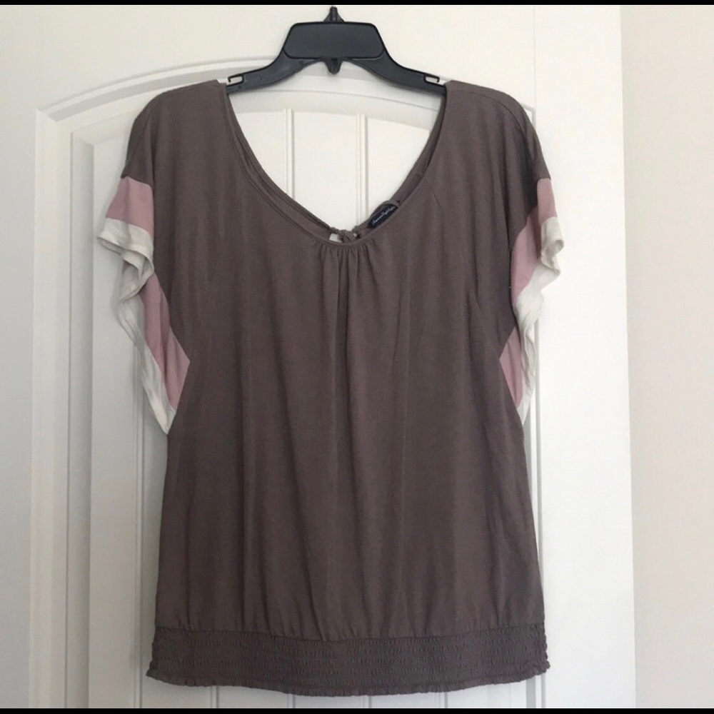 AEO flowy sleeve top
